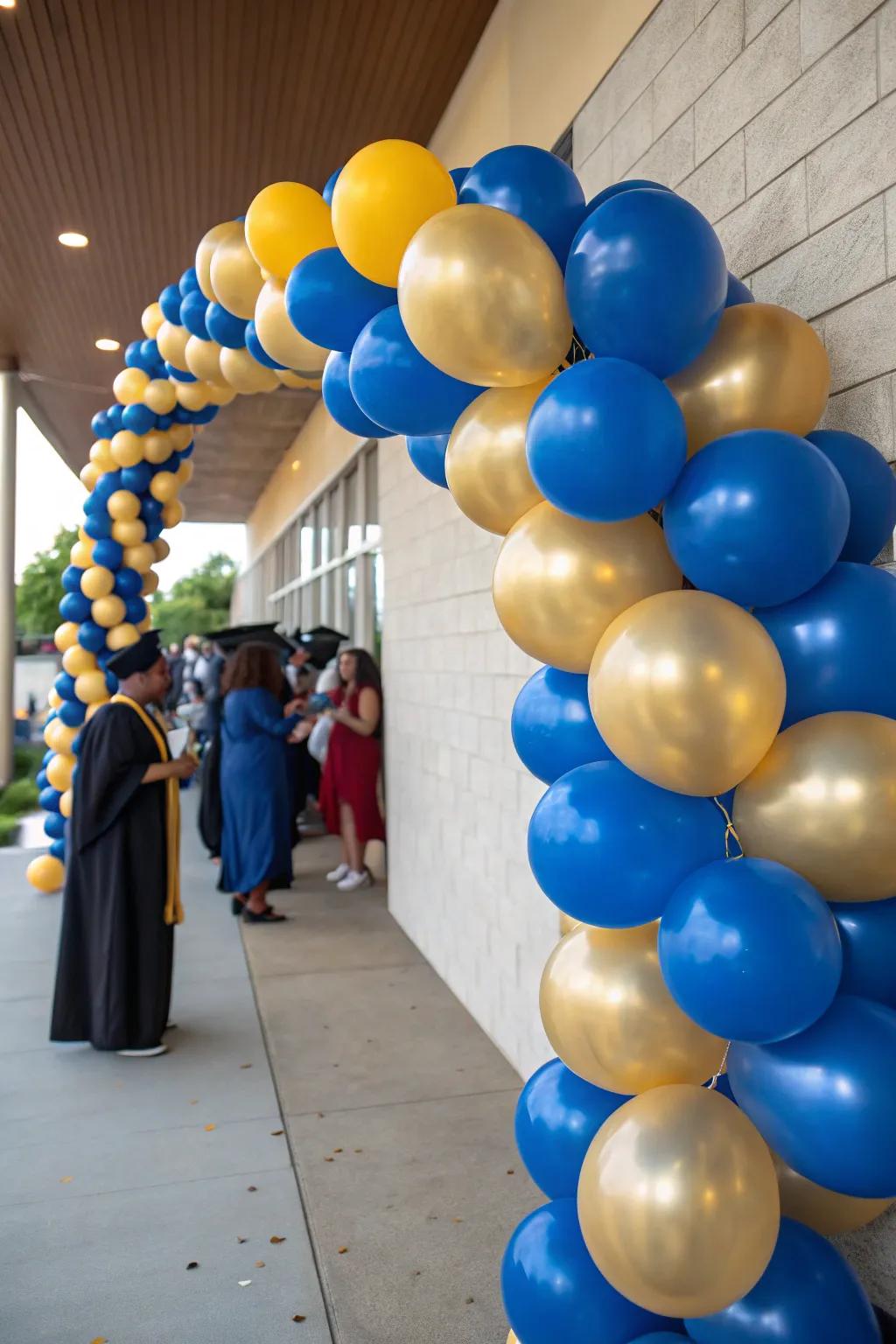Spectacular balloon garlands bring an exciting feel to your party.