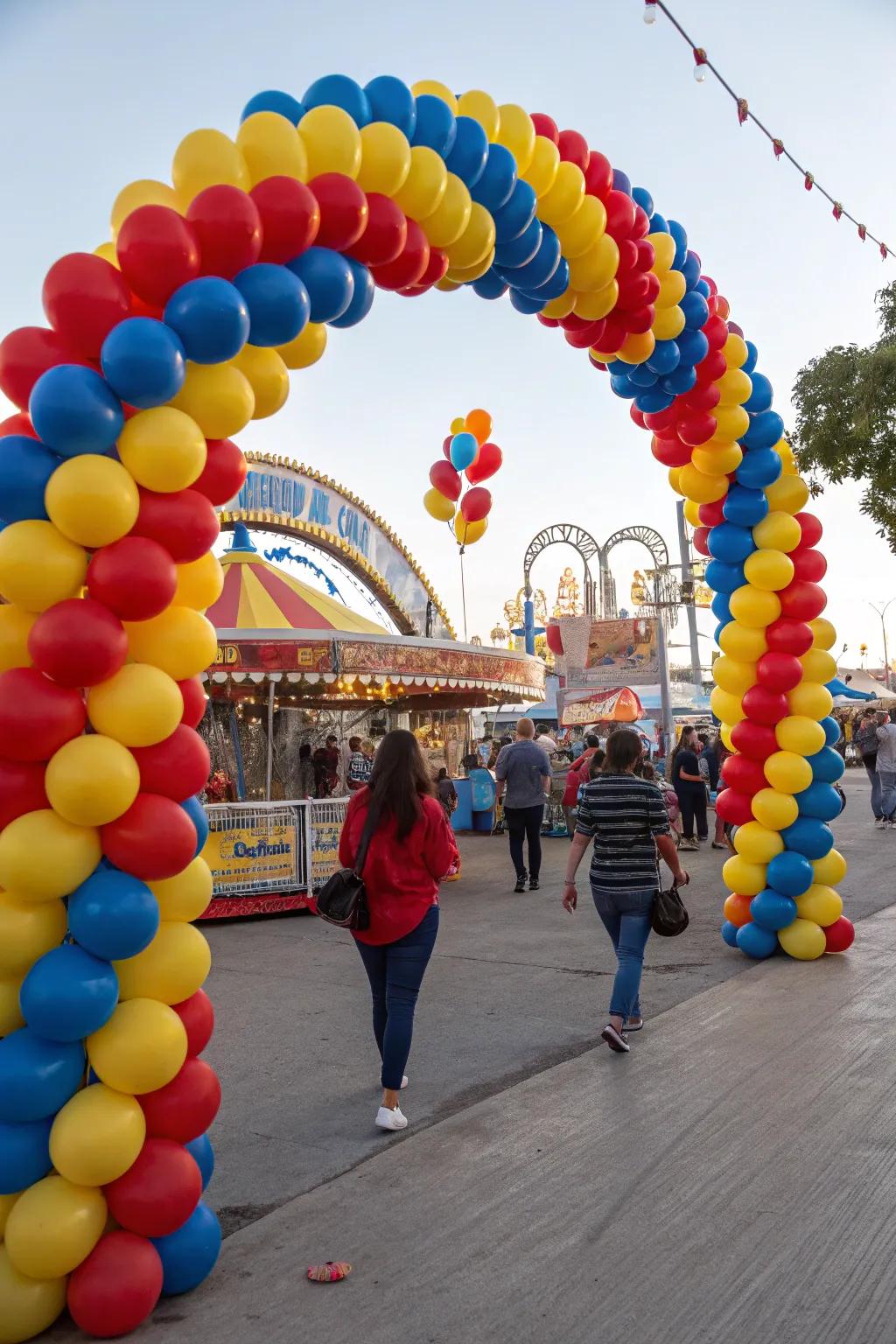 A balloon garland instantly sets a festive mood.