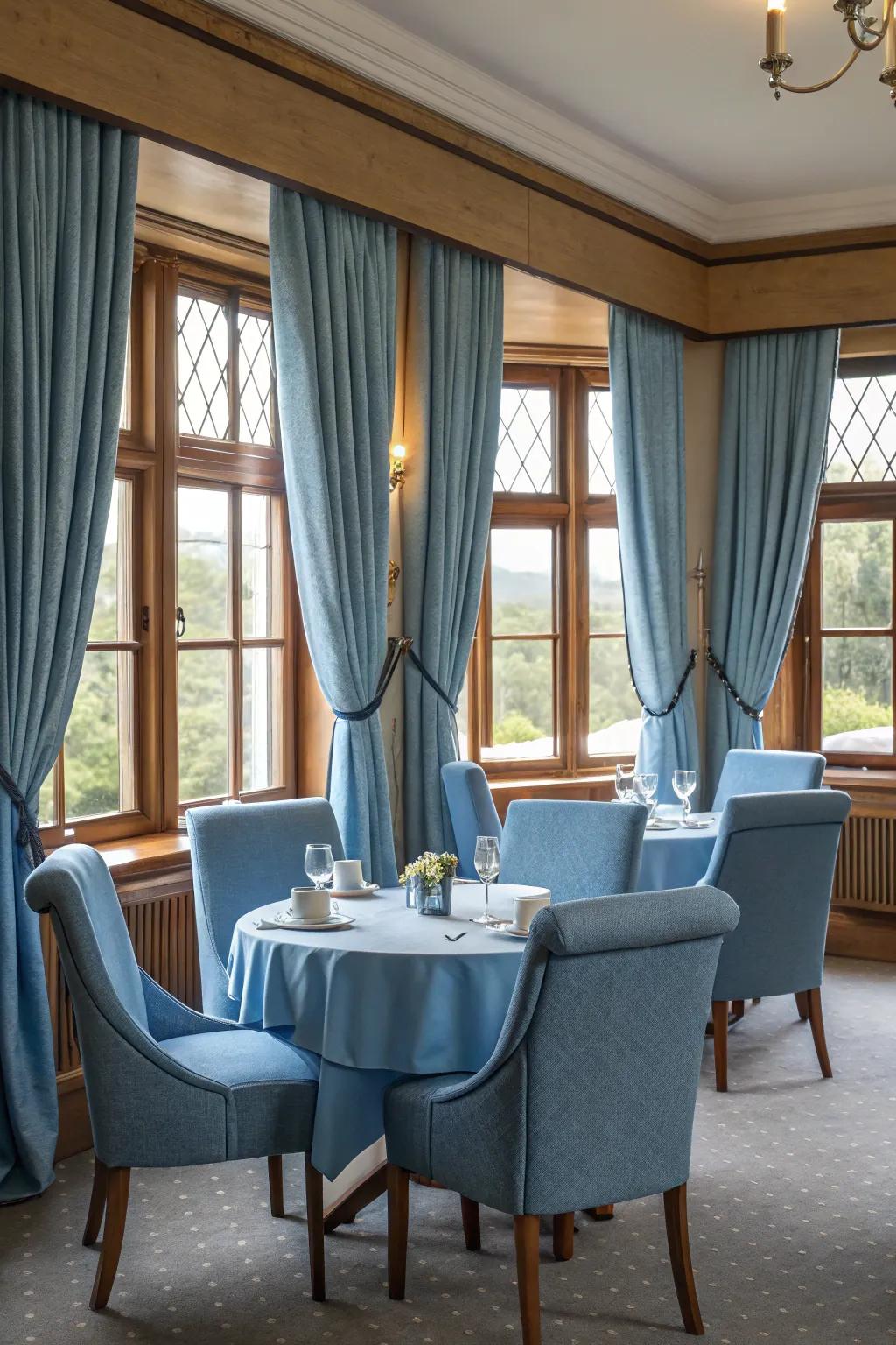 Gentle blue embellishments introduce a splash of oceanic color.