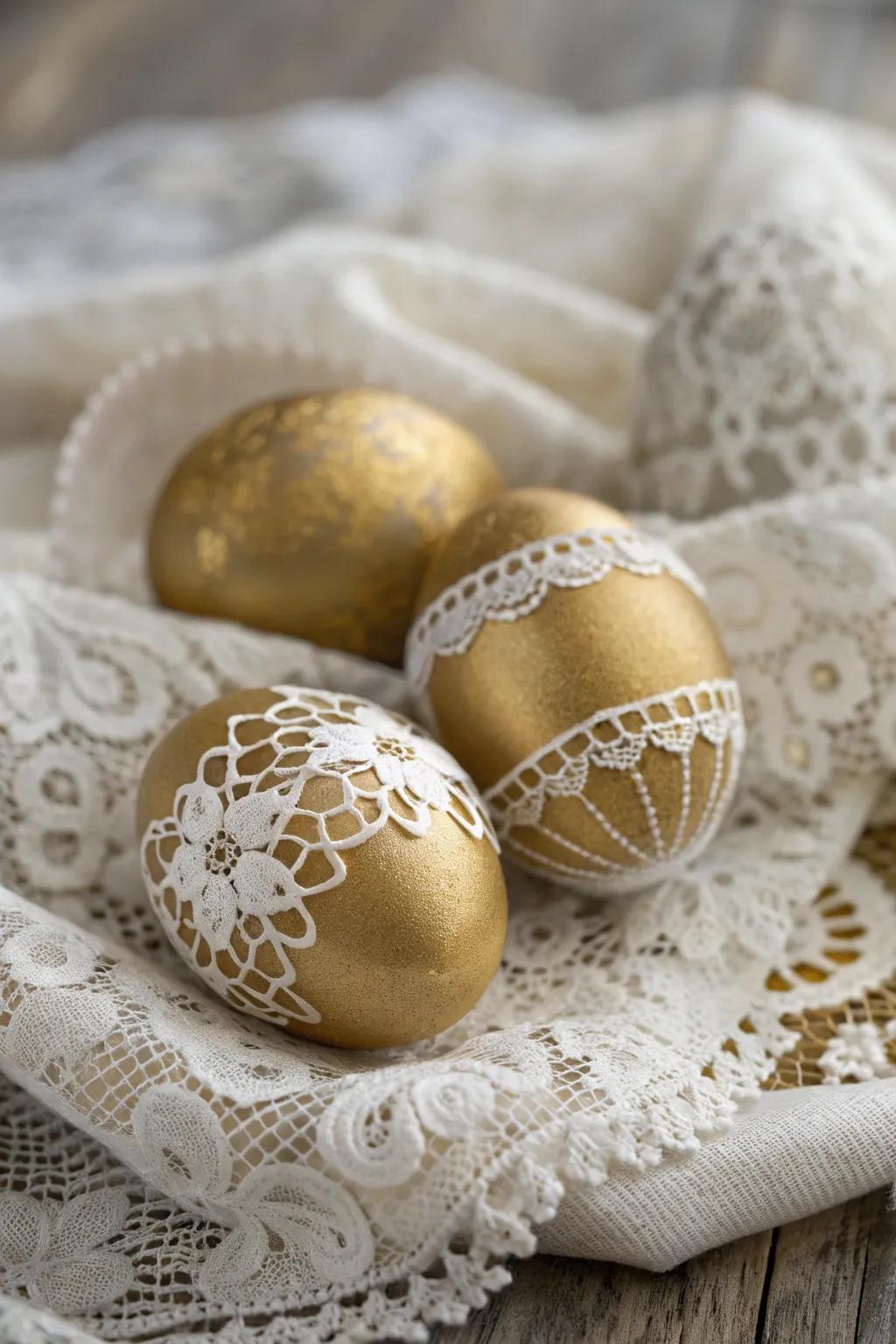 Gilded eggs adorned with knitted patterns exude vintage charm.