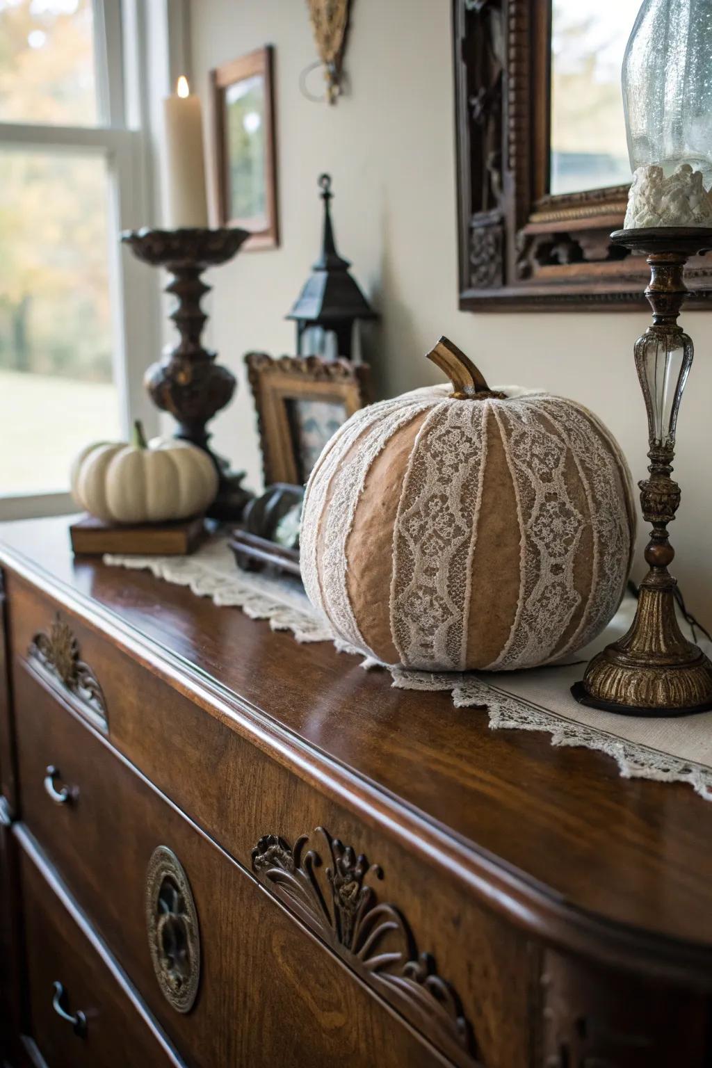 A delicate material-covered pumpkin that exudes classic elegance.