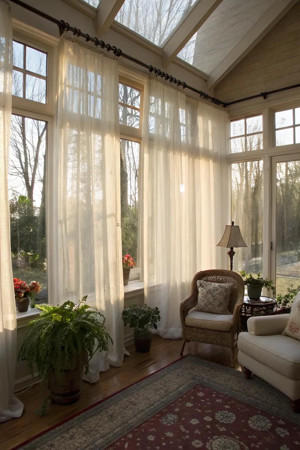 Illumination-sifting draperies amplify the diurnal effulgence within this inviting sun parlor.