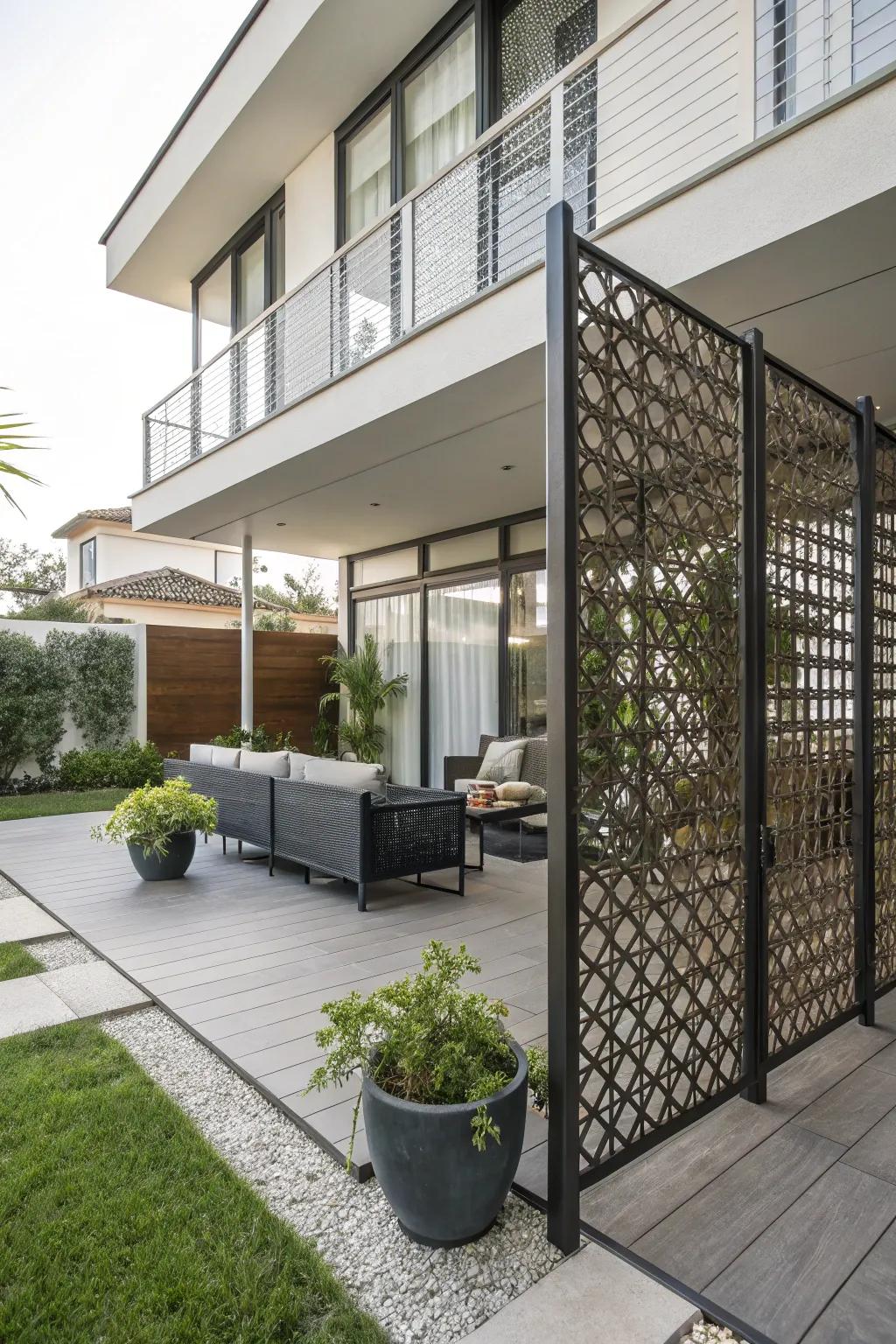 Minimalist lattice panels offer sleek space division on your patio.
