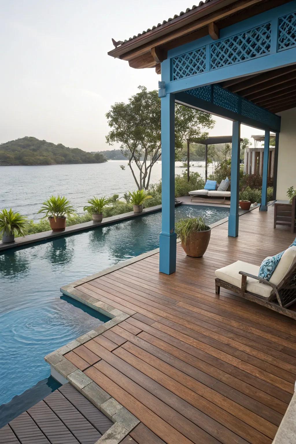 Prime wood and ocean blue create a tranquil seaside deck retreat.
