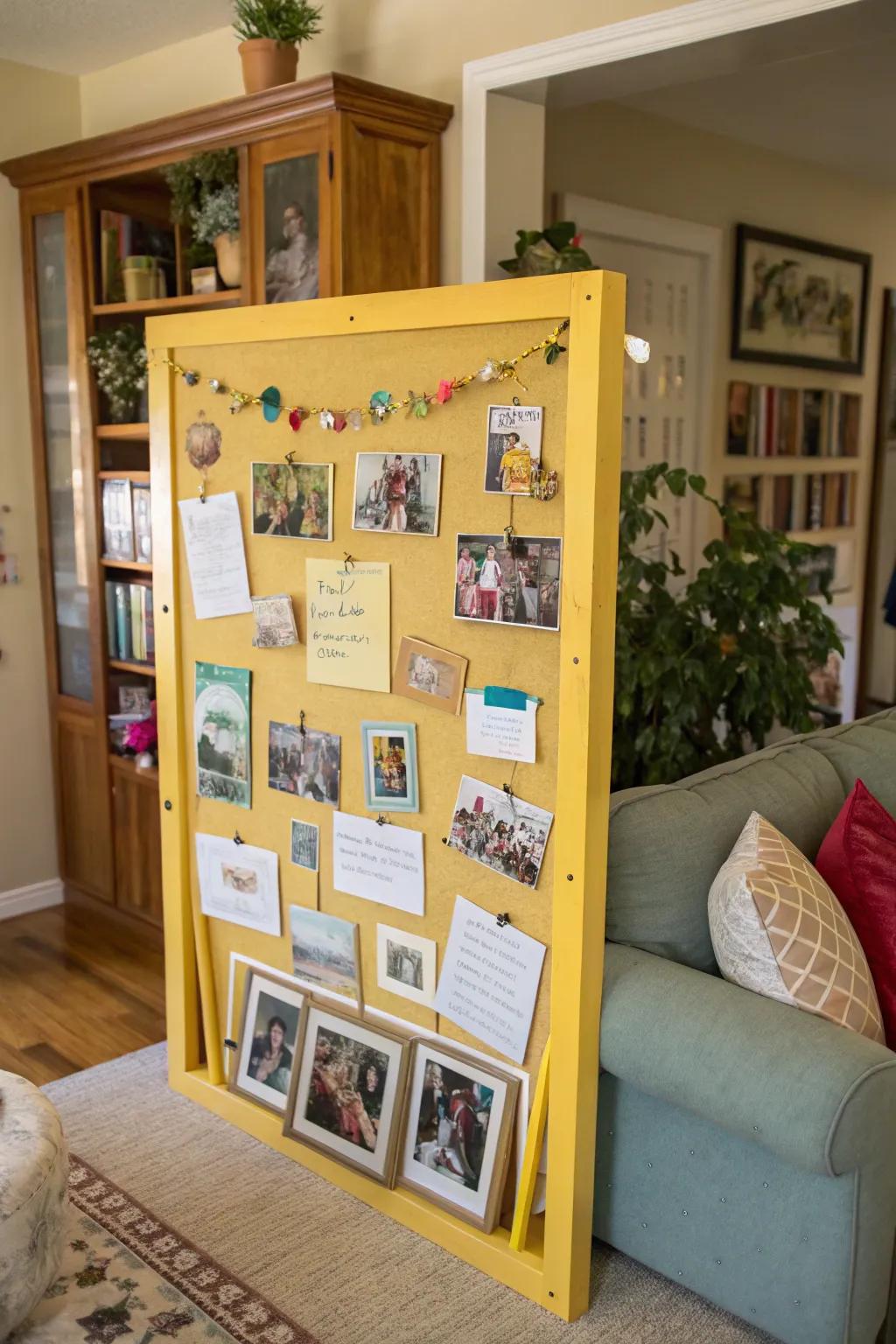 Your pinboard is transformed into a gallery of priceless memories with a do-it-yourself picture collage.