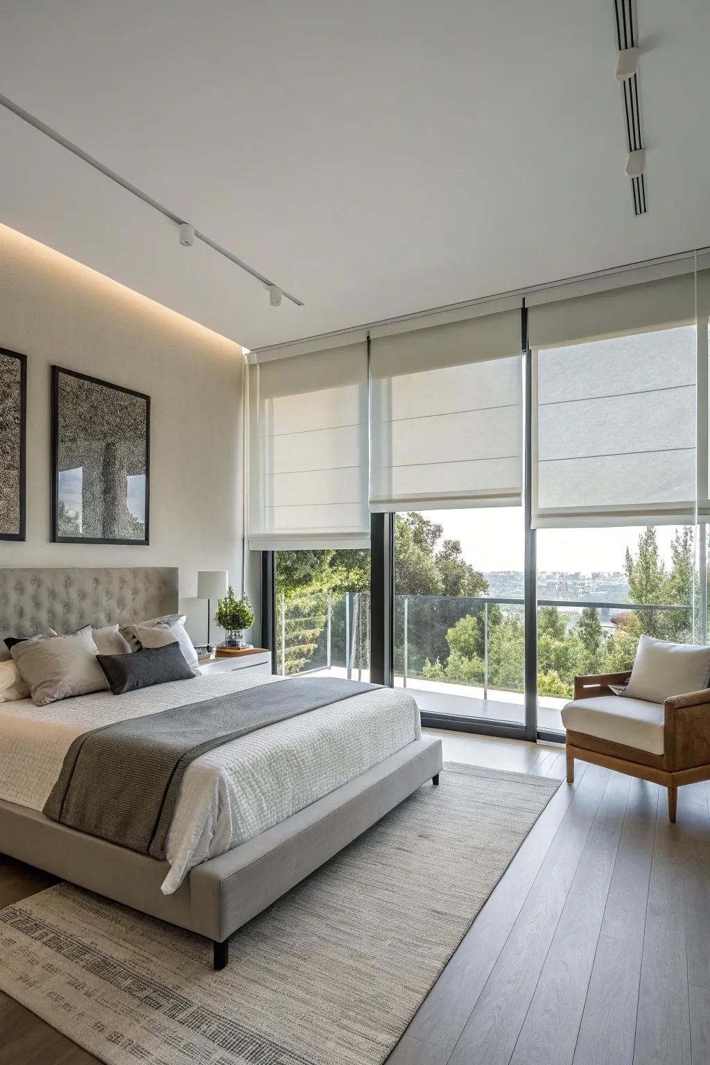 Reel shades convey simplicity and elegance to your area.