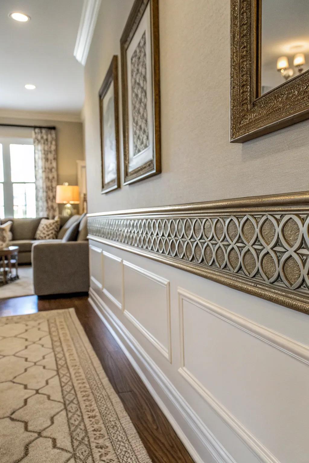 Gleaming accents contribute a glamorous element to your ornamentation.
