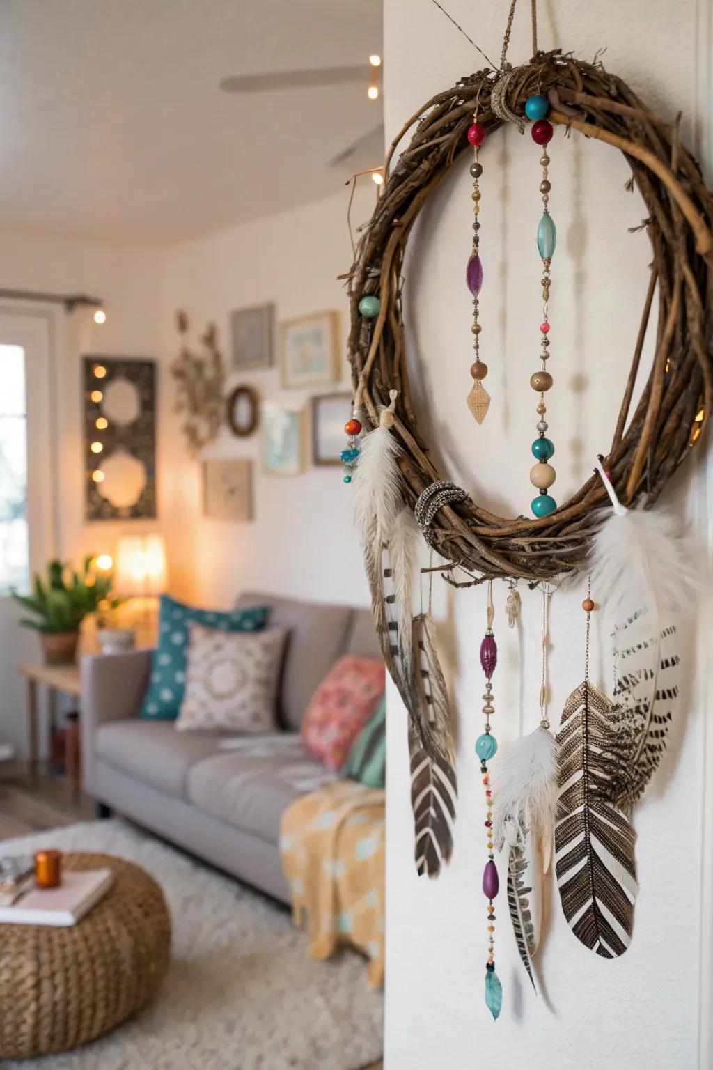 A boho chic wreath radiating an unrestrained spirit.