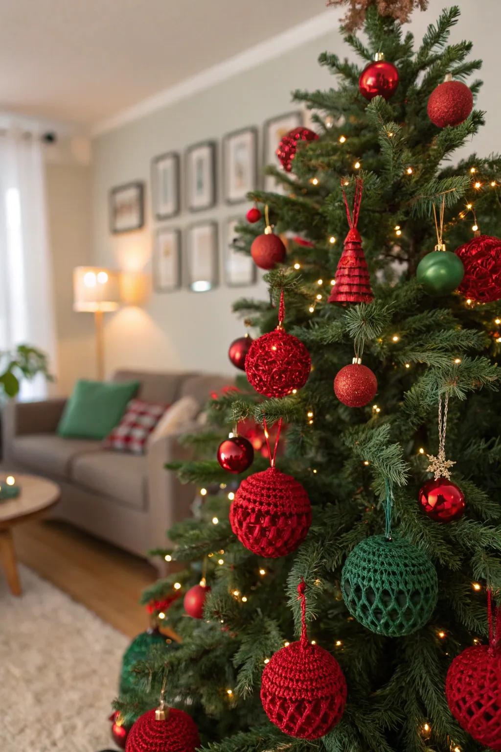 A personalized Christmas tree adorned with handmade crimson and emerald decorations.