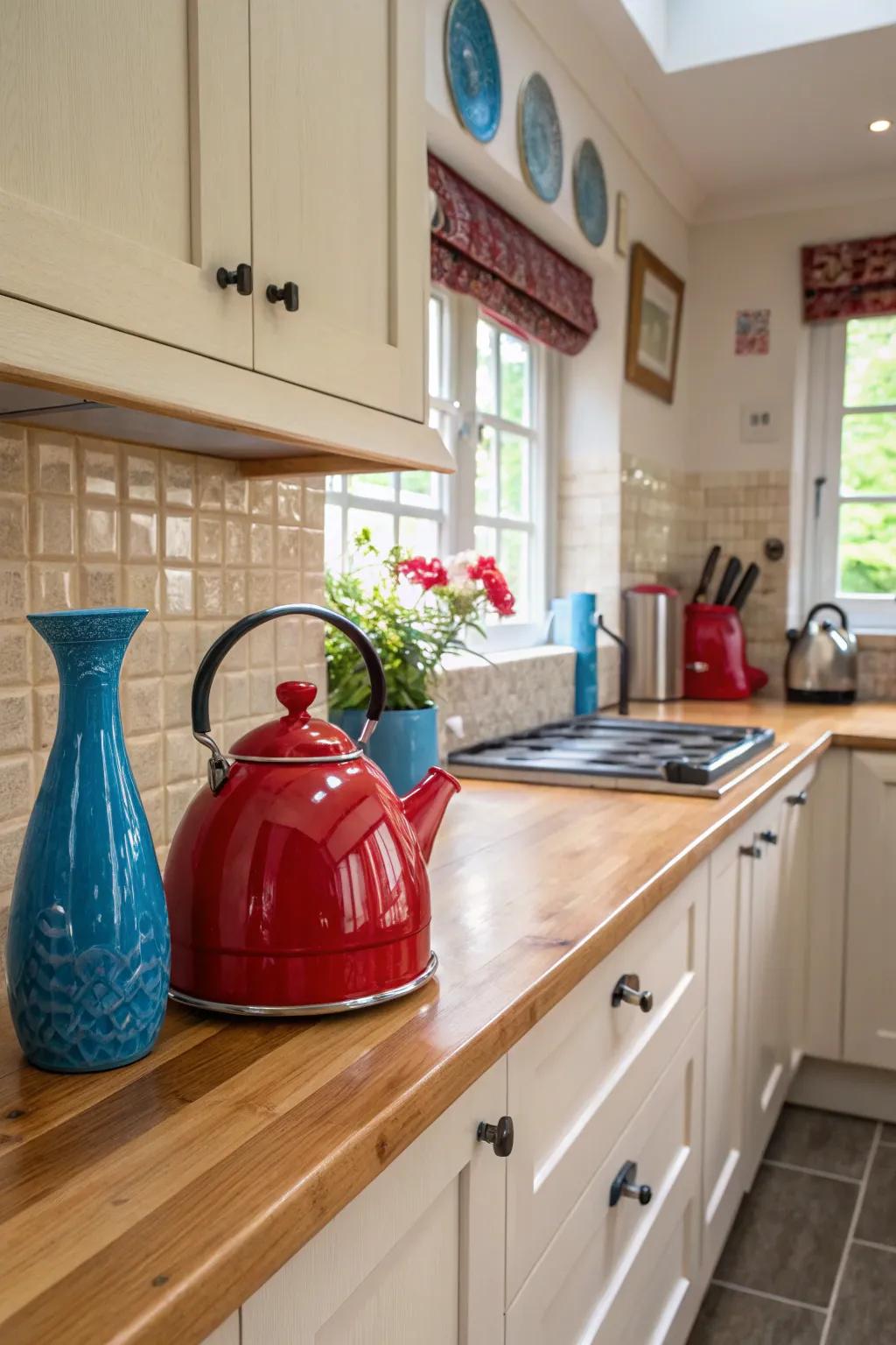 Vivid accents bringing vibrancy to the kitchen