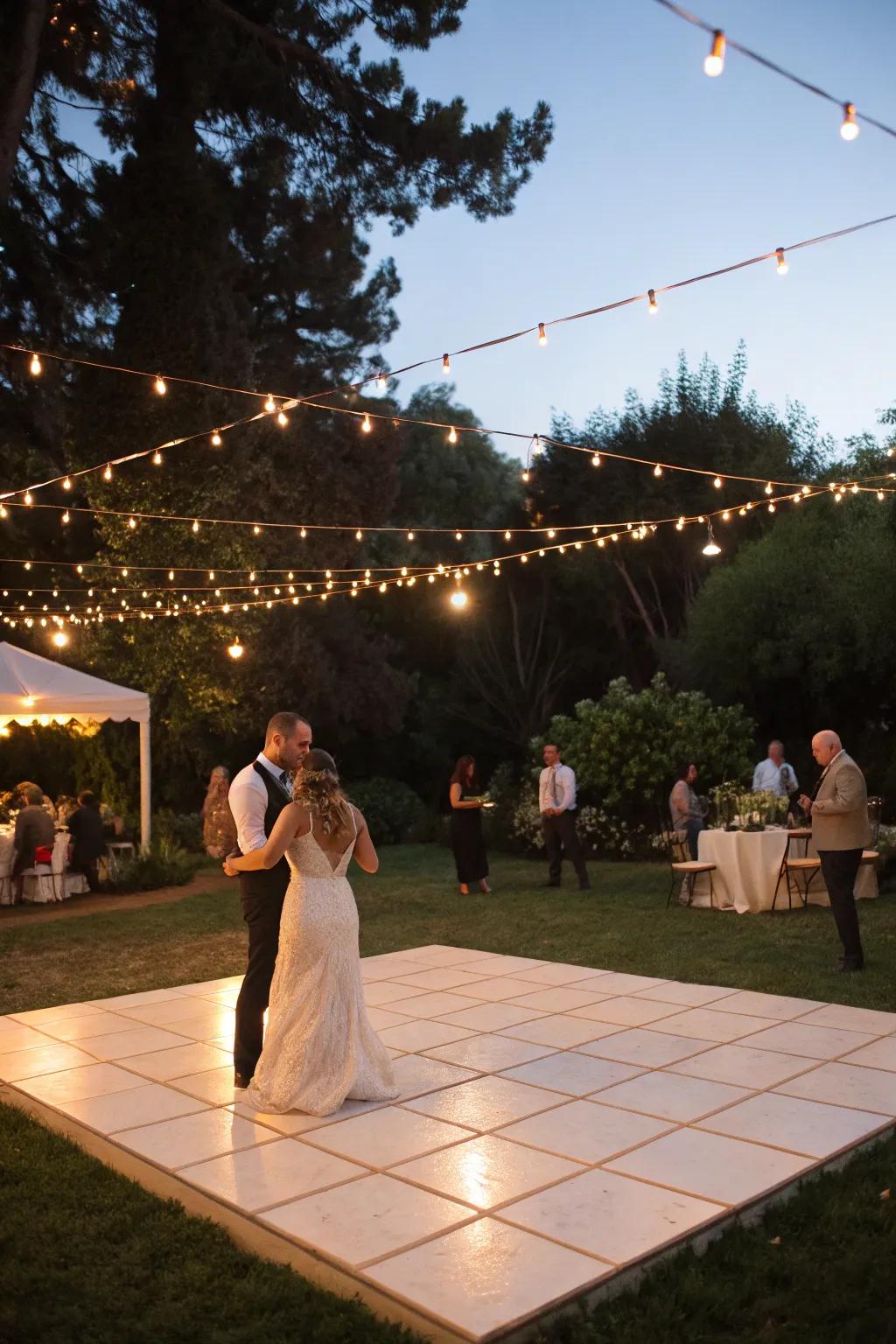 An open-air dance space invites guests to celebrate beneath the celestial sphere.