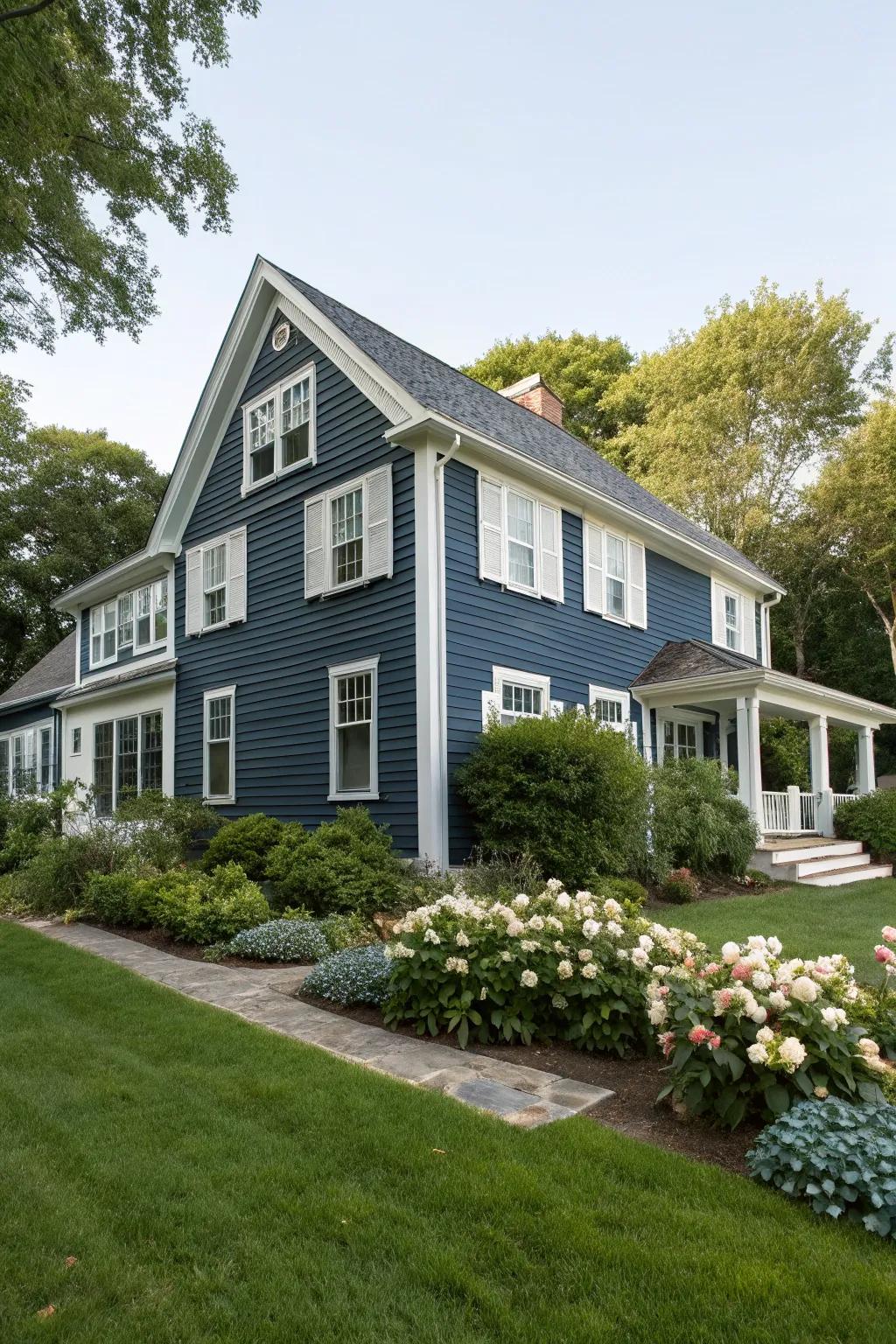 Deep blue and white create an enduring and elegant exterior.