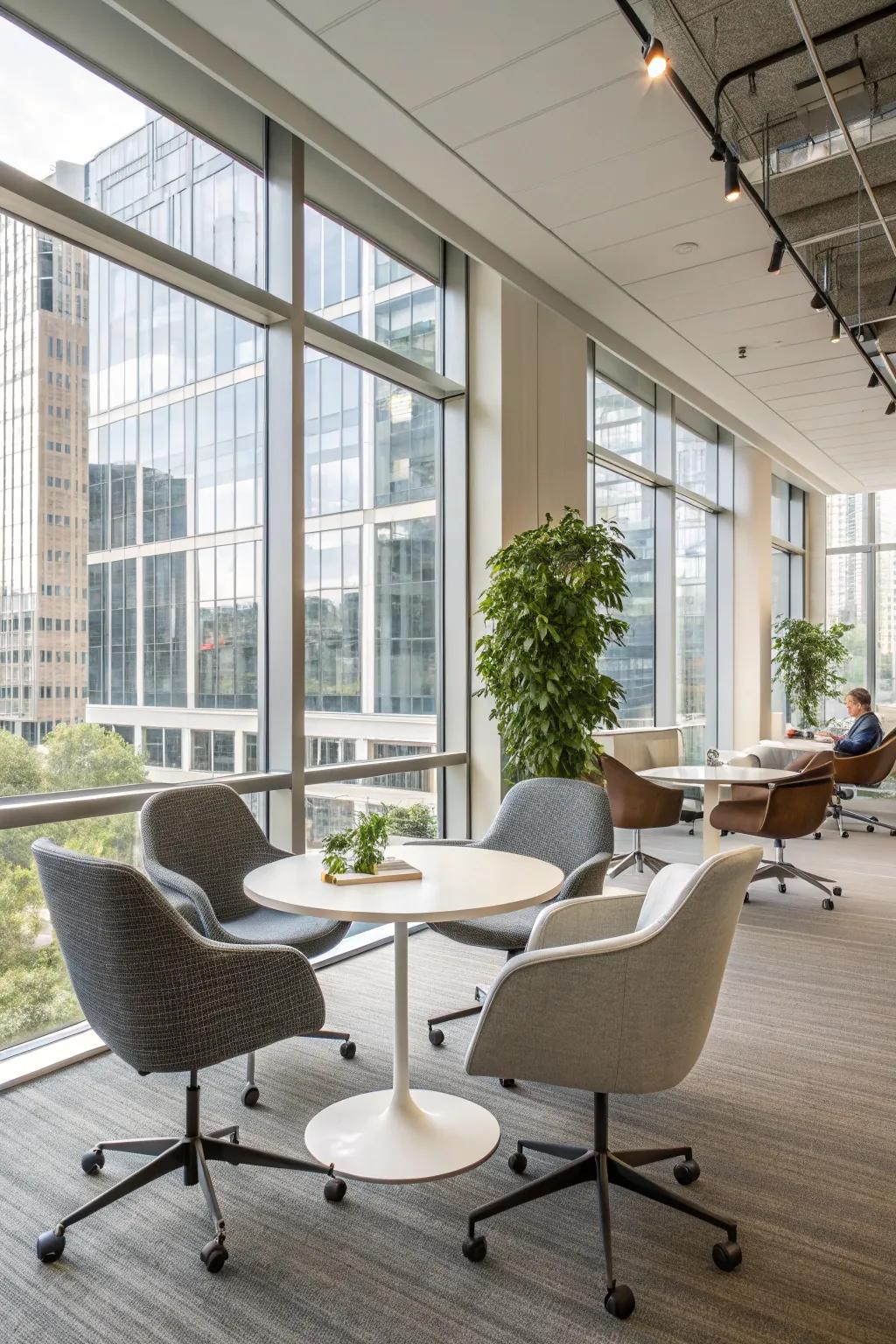 A modern office featuring elegant, ergonomic furnishings.