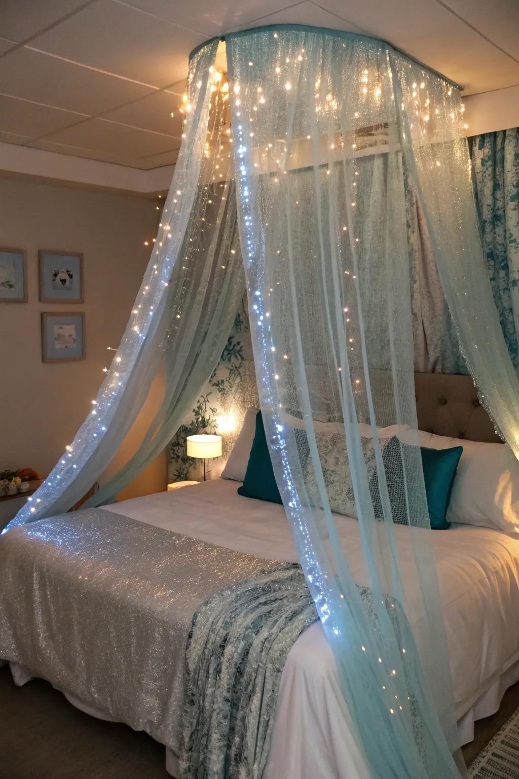 A canopy that gives the feeling of sleeping beneath the waves.