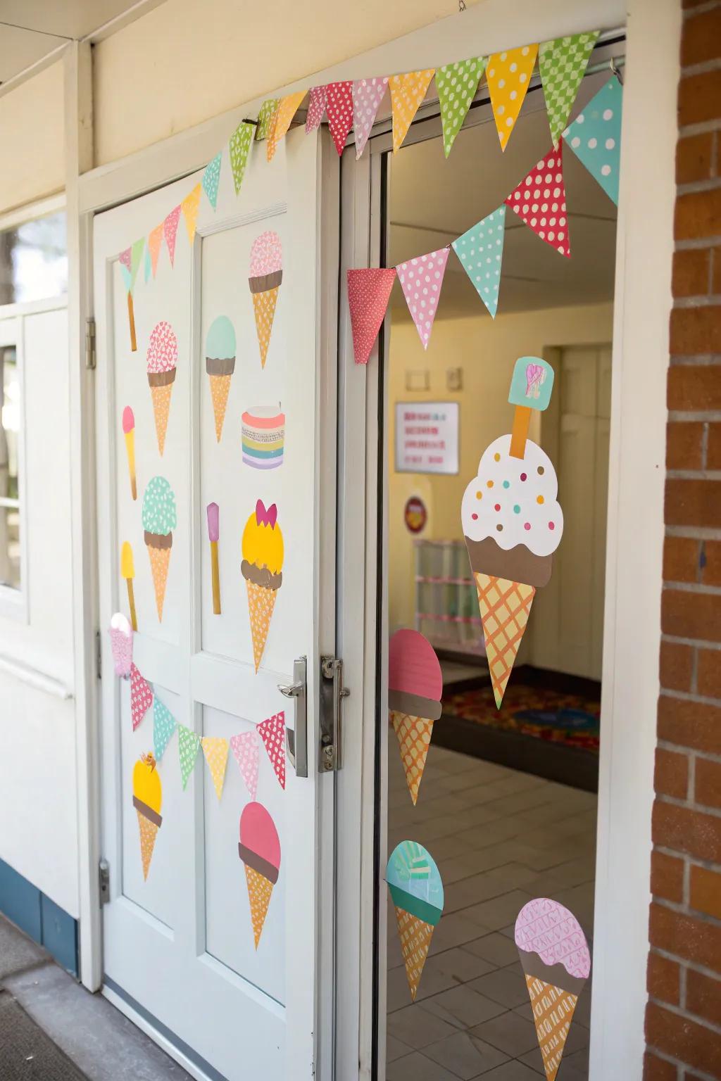 Pleasing frozen delights and icy stick designs for a revitalizing reception.