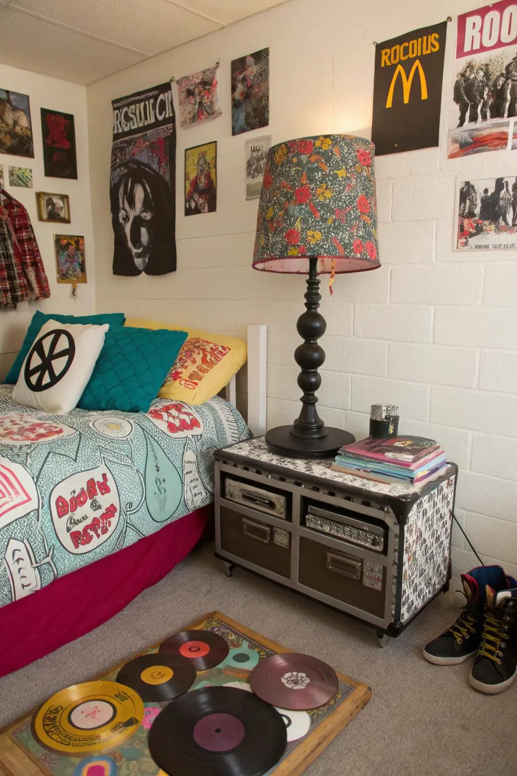 Contribute a tailored accent through DIY ornaments, demonstrating your punk inclinations.
