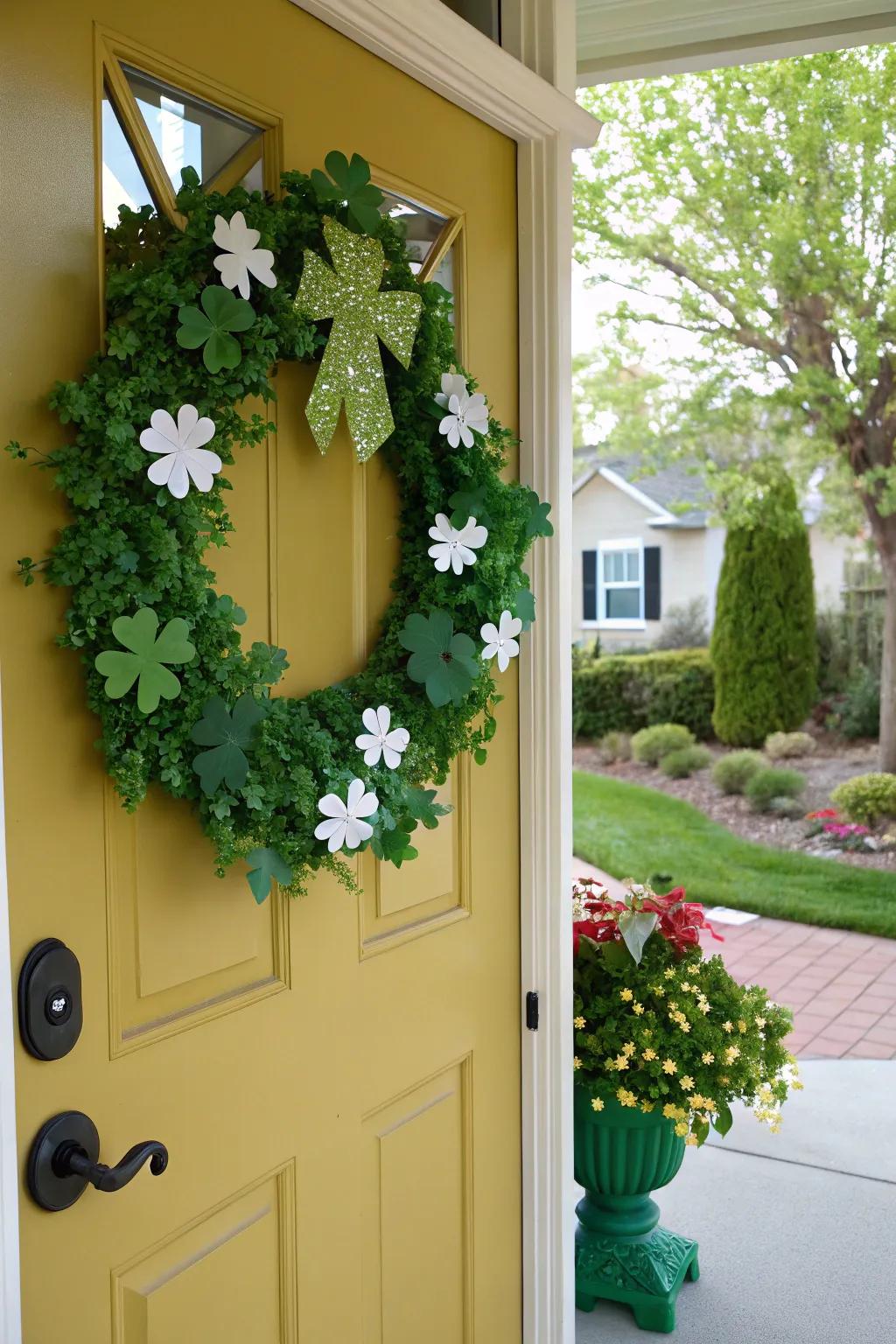Extend a gracious welcome with a captivating St. Patrick's Day wreath.