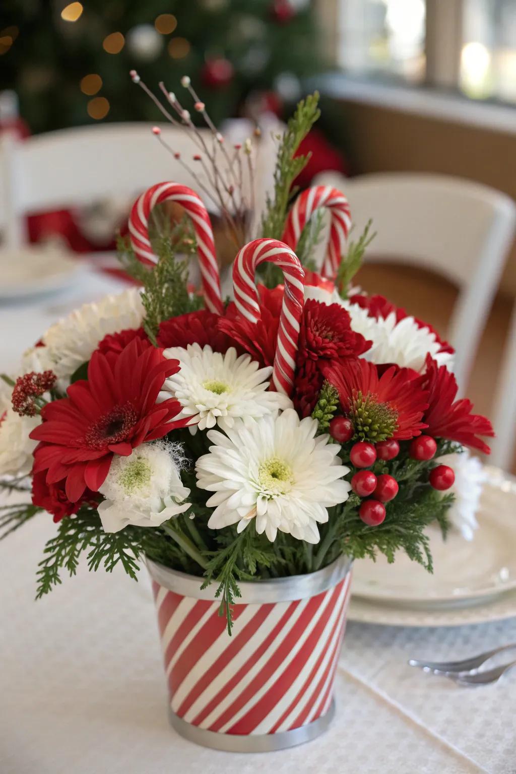 Fashion eye-catching core ornaments using peppermint sticks and blossoms.