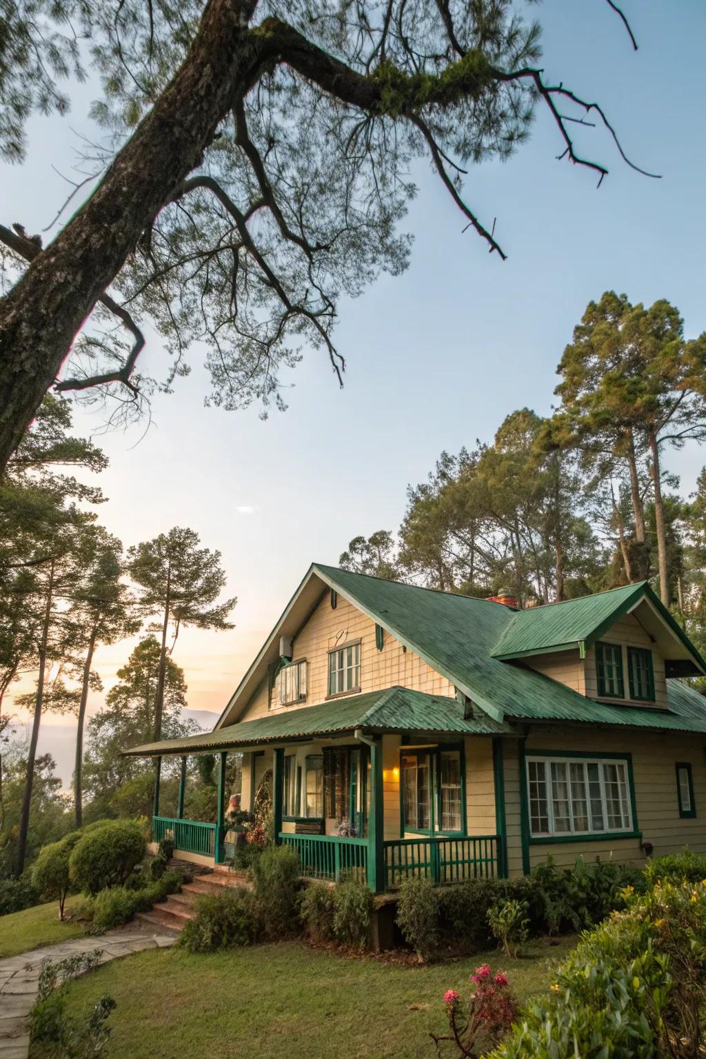 Earthy palettes link your home with its natural surroundings.