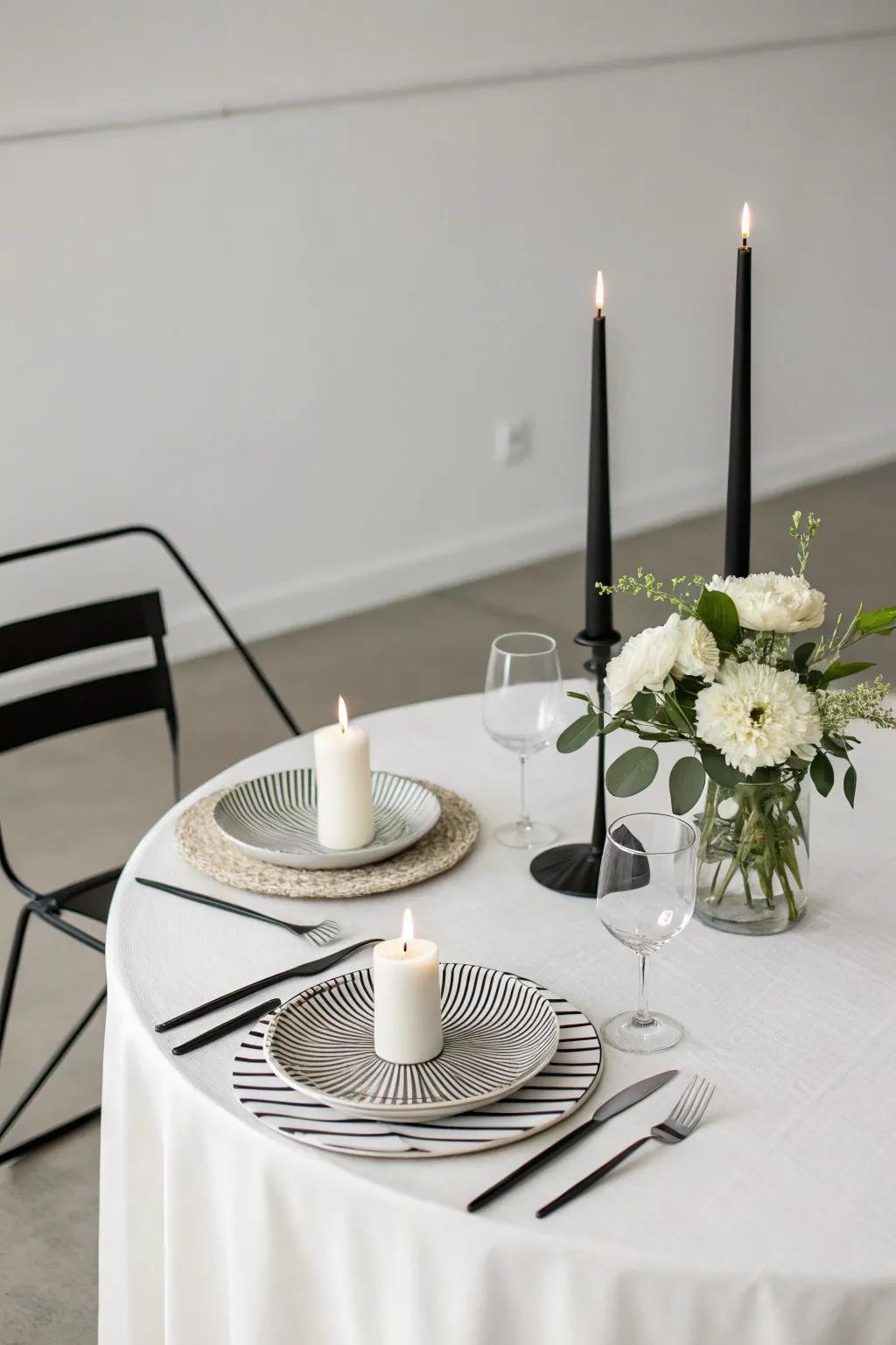 A chic and unpretentious sweetheart table with minimalist decor.
