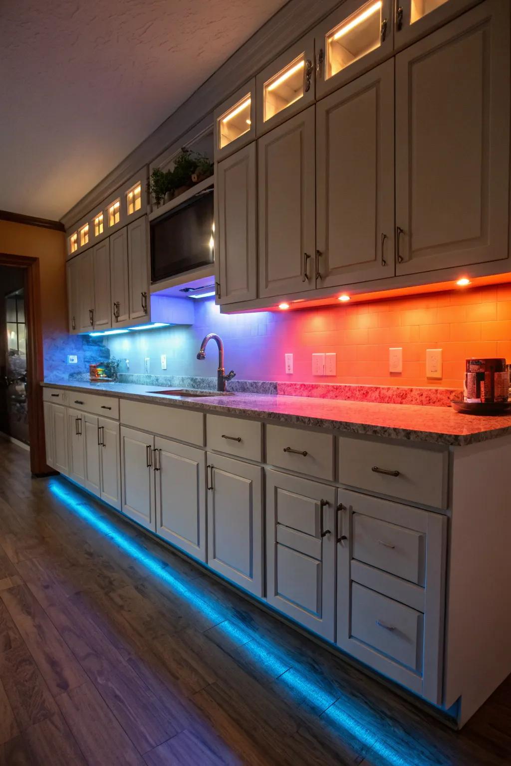 Multicolor LEDs provide flexible lighting choices for any mood.