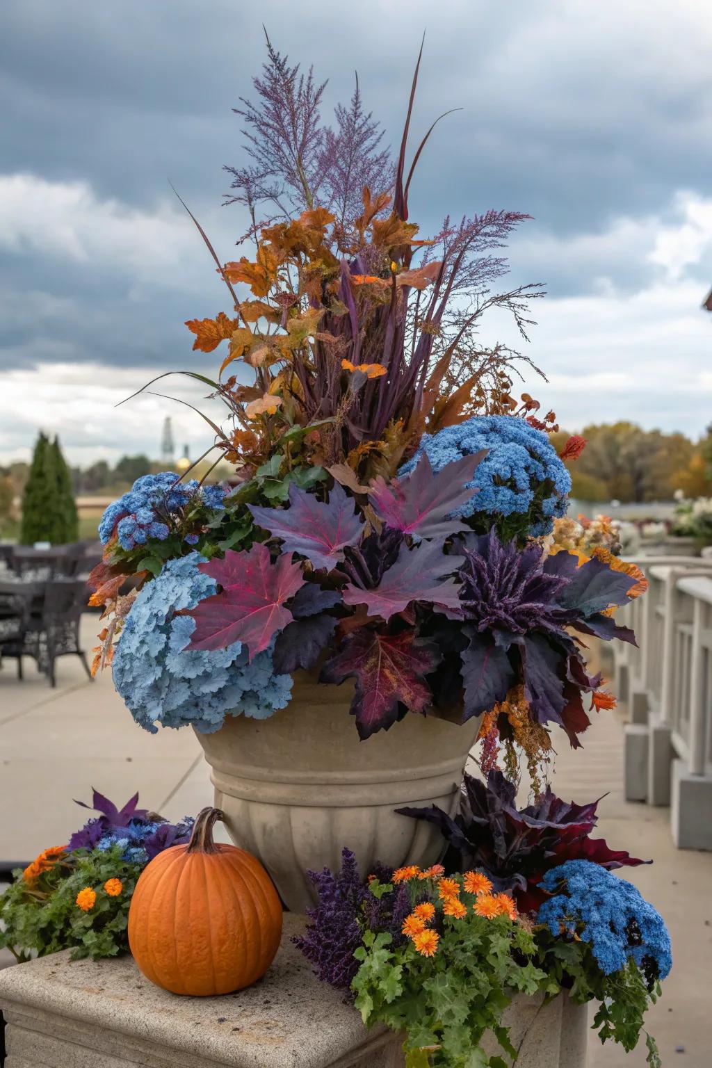 An unexpected tint scheme instills an innovative twist into fall decor.