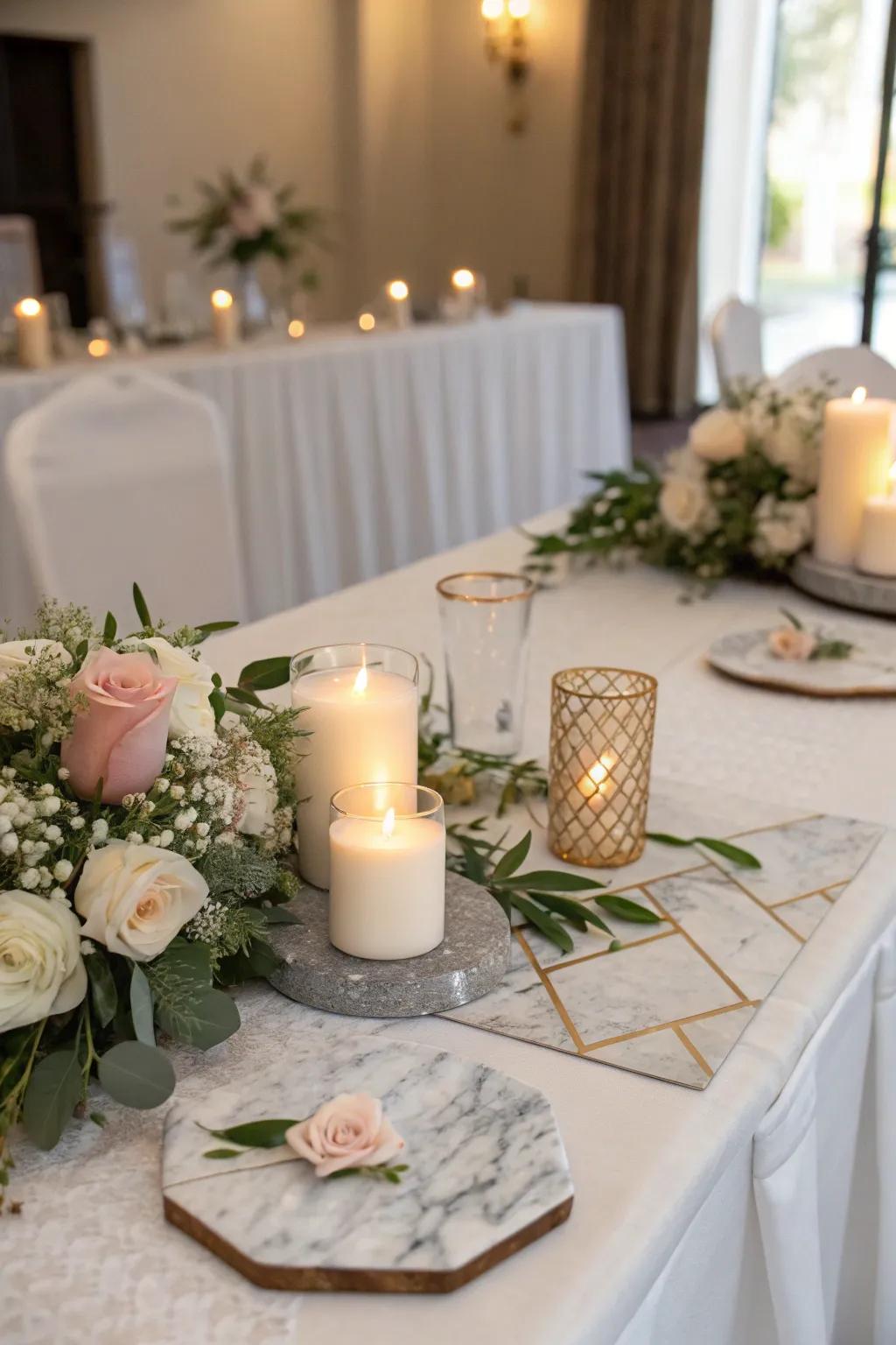 Inherent stone components introducing sophistication to the head table.