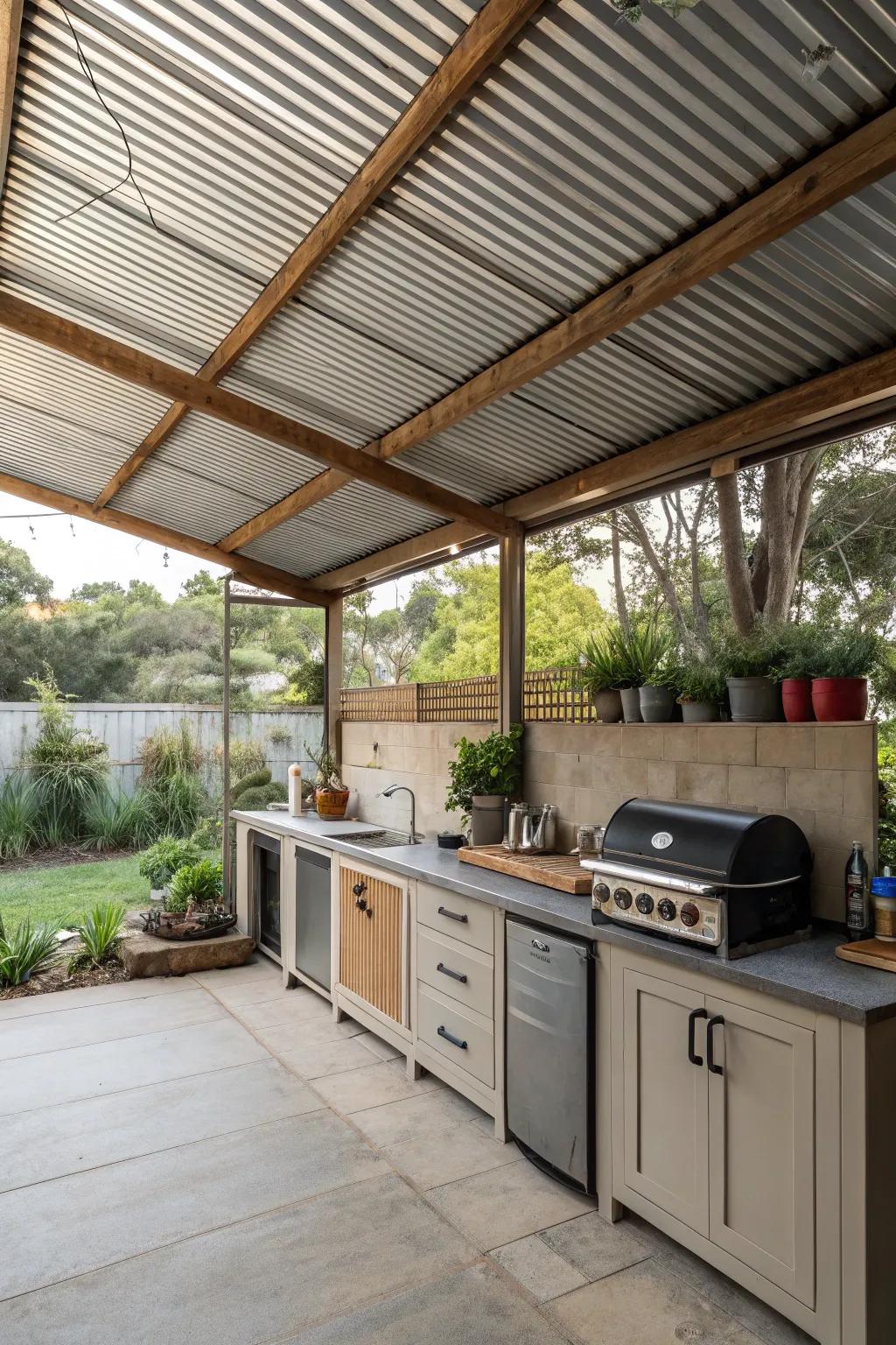 A brilliantly roofed cooking area maintaining an airy atmosphere.