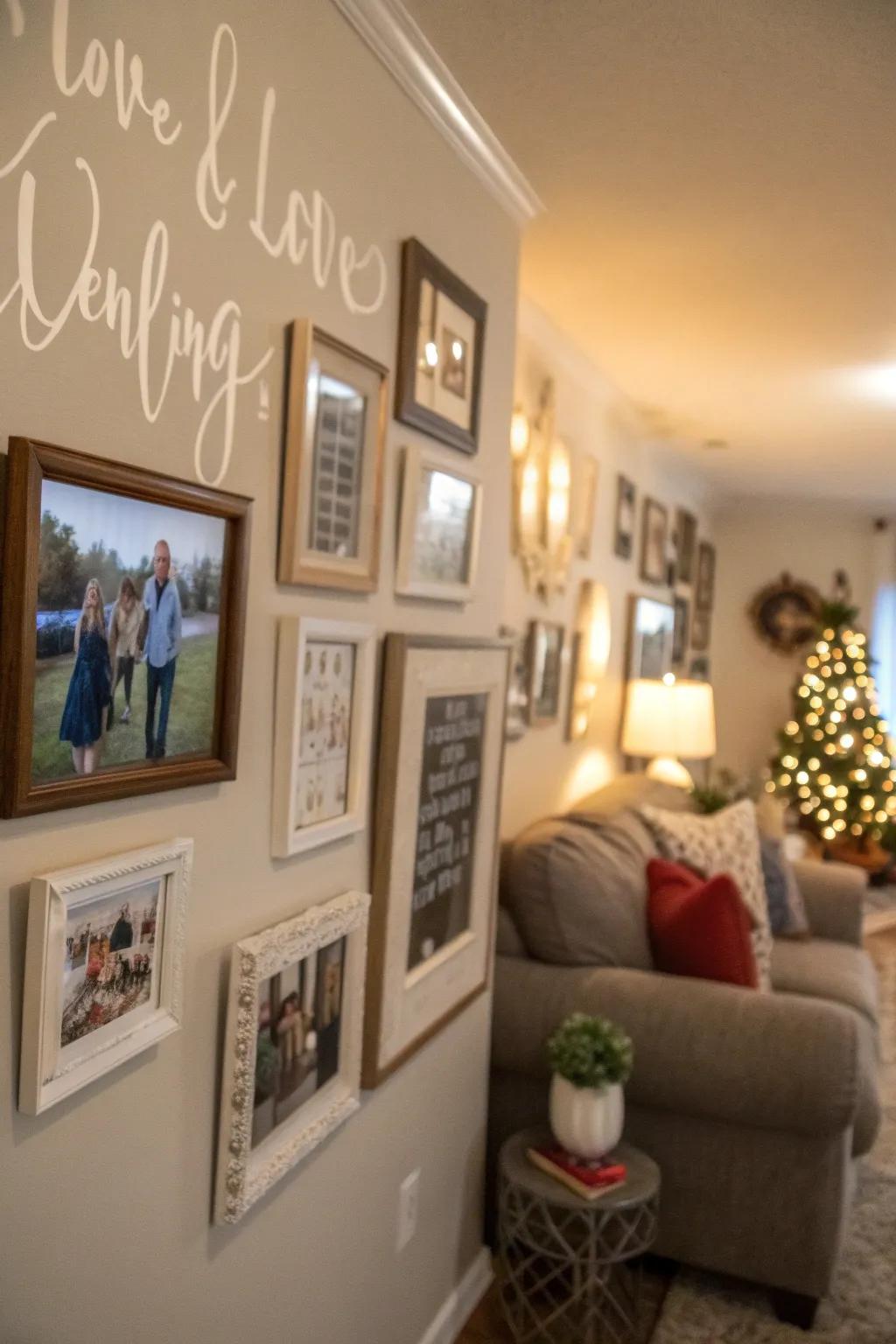 Inspire with literary elements on your photo display.