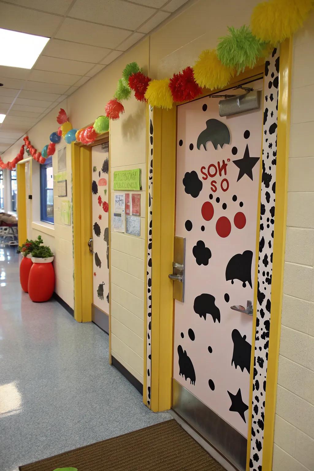 A 'The Best Class Ever' door decoration for classroom pride