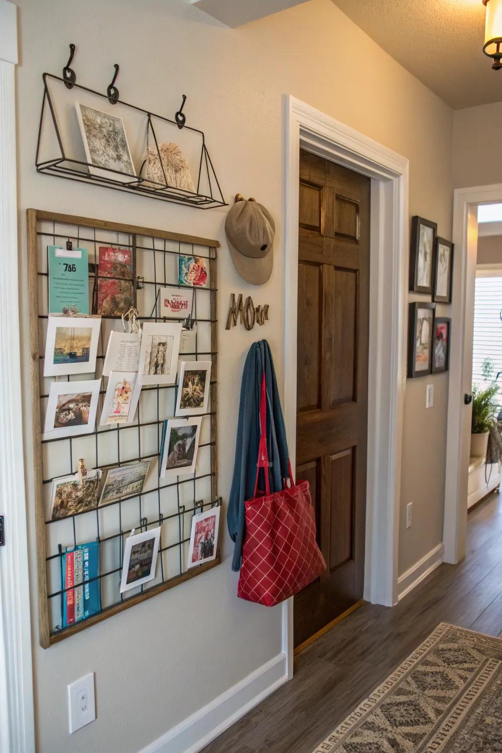 A photo pocket organizer blends usefulness with aesthetics.