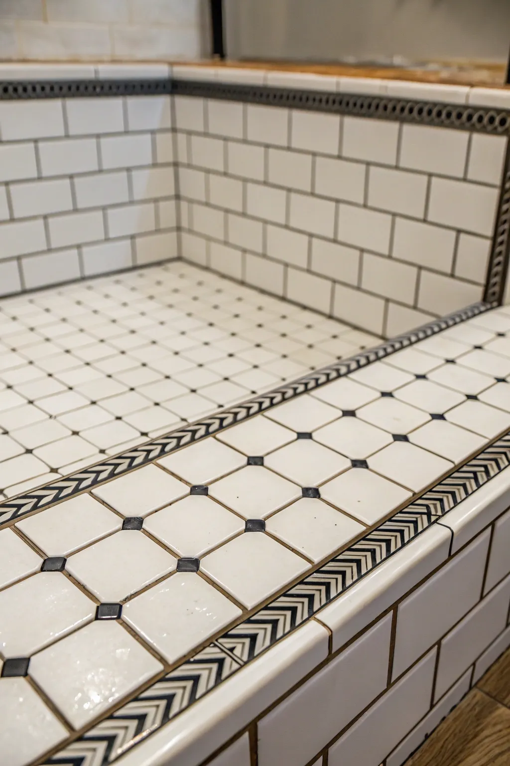 Impressive Shower Tile Design Tips for a Luxe Look